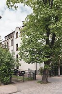 Sanhaus Apartments