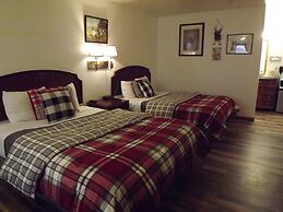 Crest Country Inn
