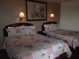 Crest Country Inn