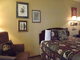 Crest Country Inn