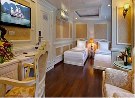 Signature Halong Cruise