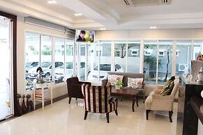 At Residence Suvarnabhumi Hotel