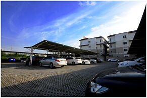 At Residence Suvarnabhumi Hotel