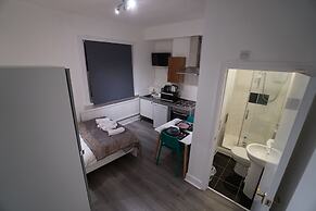 London Queens Apartments