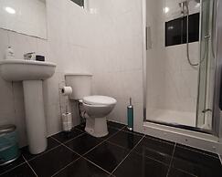 London Queens Apartments