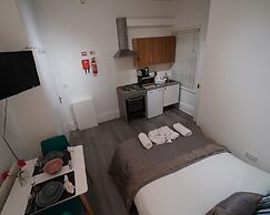 London Queens Apartments