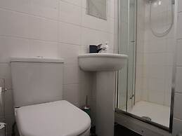 London Queens Apartments