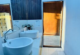 Collection O Bupamontra Chiangmai