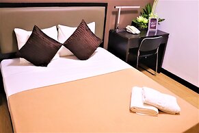 The Studio 18 Residences