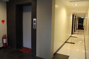 The Studio 18 Residences