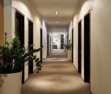 Rius Hotel Lviv