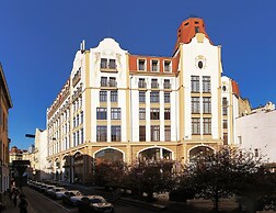 Rius Hotel Lviv