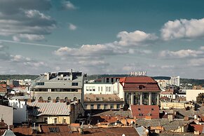 Rius Hotel Lviv