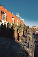 Rius Hotel Lviv