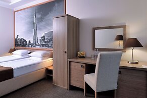 Rius Hotel Lviv