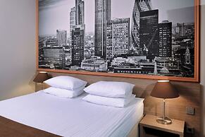Rius Hotel Lviv