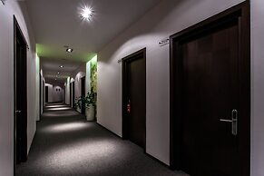 Rius Hotel Lviv