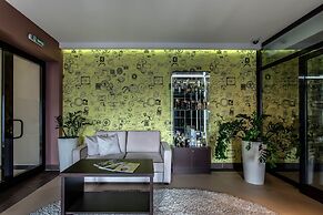 Rius Hotel Lviv