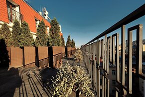 Rius Hotel Lviv