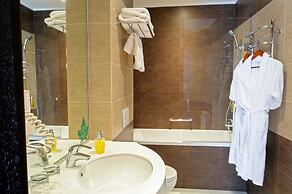 Rius Hotel Lviv