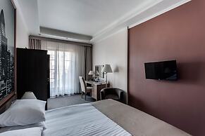 Rius Hotel Lviv
