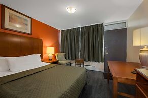 Knights Inn Burlington, ON