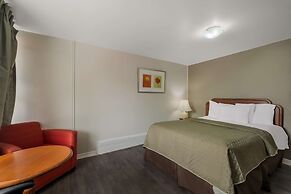 Knights Inn Burlington, ON