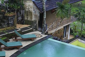 Junjungan Suite Villa