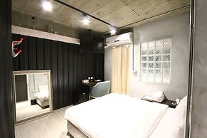 Cheers Loft - Hostel