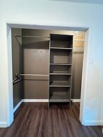 Holiday Motel & RV Resort