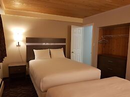 Holiday Motel & RV Resort