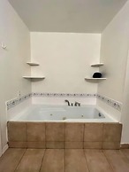 Holiday Motel & RV Resort