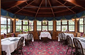 Cairndow Stagecoach Inn