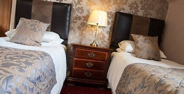 Cairndow Stagecoach Inn