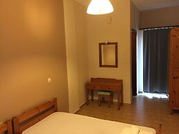 Falasarna beach Studios  & Apartments