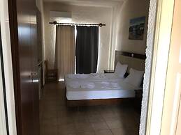 Falasarna beach Studios  & Apartments