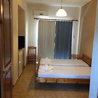 Falasarna beach Studios  & Apartments