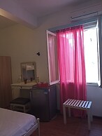 Avra Budget Beach Hotel