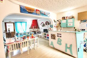 Avra Budget Beach Hotel