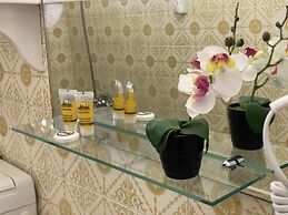 Avra Budget Beach Hotel