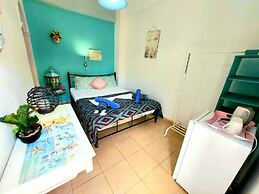 Avra Budget Beach Hotel