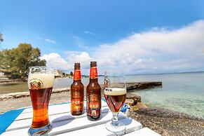 Avra Budget Beach Hotel