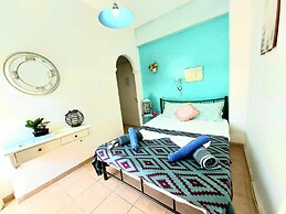 Avra Budget Beach Hotel