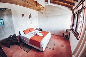 Altos de Caño Hondo