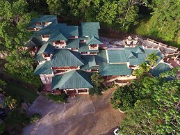 Altos de Caño Hondo