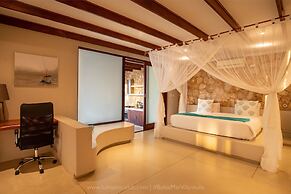 Bahia Mar Boutique Hotel