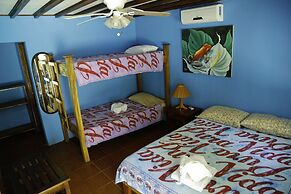 Pelican Beachfront Hotel