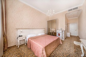 Hotel Chekhov