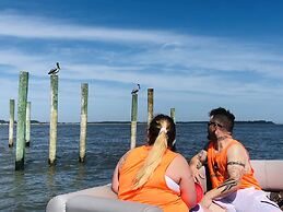 Snug Harbor Marina and Hotel