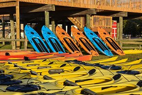 Snug Harbor Marina and Hotel